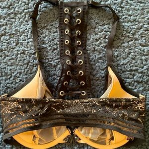 Victoria Secret Very Sexy Lace Unlined Plunge